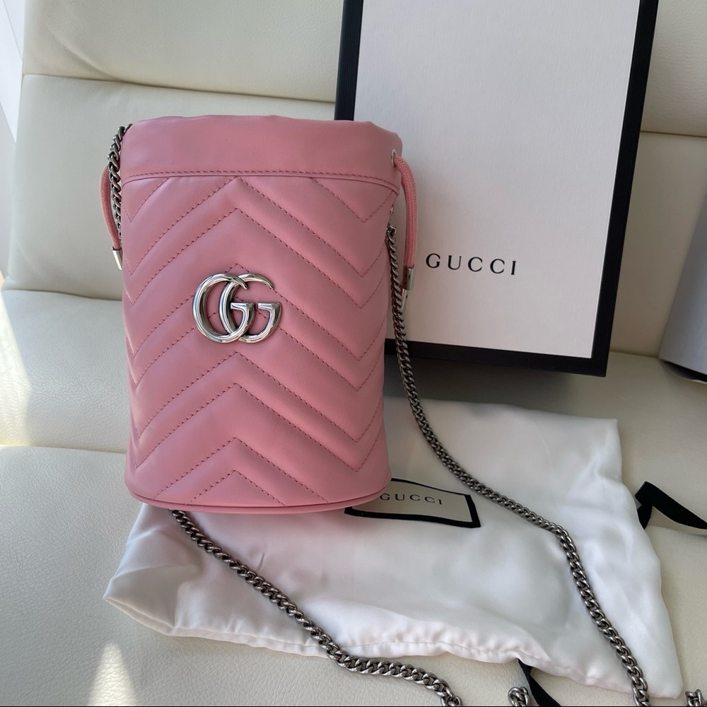 NEW  GUCCI Chevron Calfskin Pink Leather GG Marmont Mini Bucket Chain Bag - Picture 13 of 13